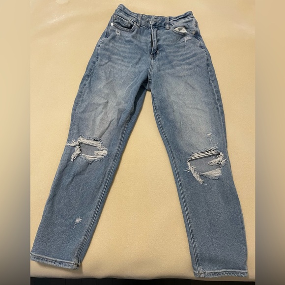 American Eagle Curvy Stretch Ripped Mom Jeans (Short Length) - Picture 1 of 8
